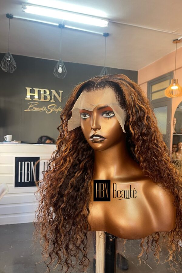 Highlighted curly (frontal)